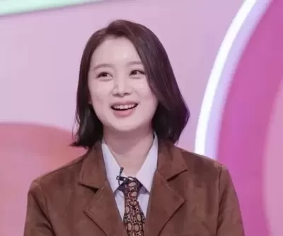 원더걸스 혜림, 슈돌서 생후 55일차 둘째 아들 공개... 태권도 선수 아빠 닮아 발차기 자세까지