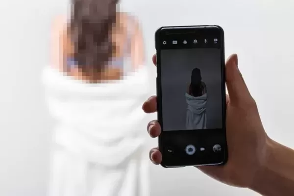 전 여친 나체 영상 가지고 있다가 결혼하자 남편에게 전송한 30대 남성