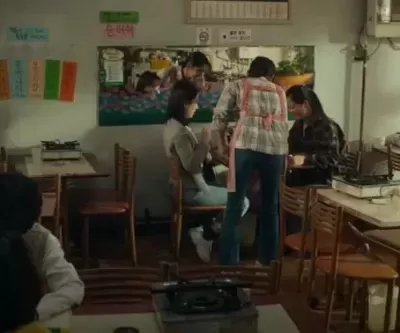 김밥집에서 상차림비 1천원 따로 받는데, 이거 너무한 거 아닌가요?