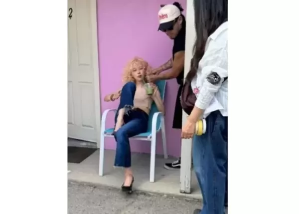 로제 헤어스타일리스트 향년 34세 사망... 벌써 그리워