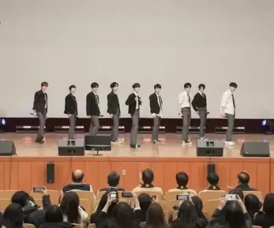 졸업식날 최고 선물... 여고에 깜짝 방문한 얼굴 천재 제로베이스원