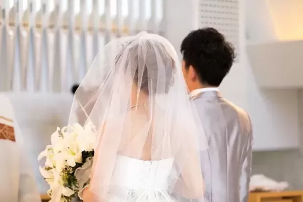 사랑하는 마음 하나로 입양한 재혼 남편의 아이... 이혼 후에도 양육비 보내야 하나요?