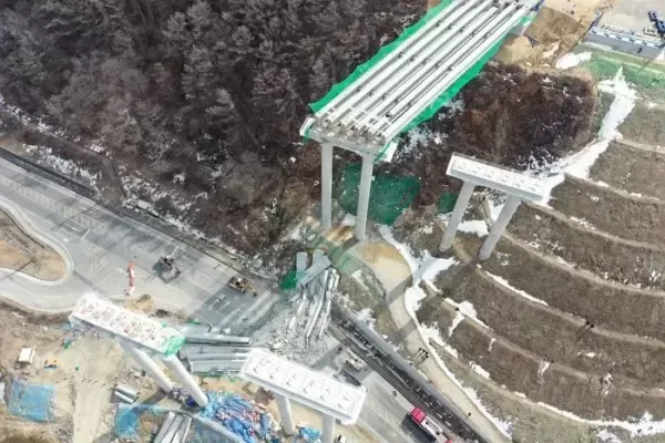 교량 붕괴 사고 현장과 같은 공법 적용된 고속도로 3곳, 공사 전면 중지
