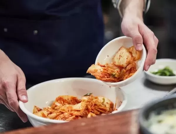 예산의 한 국밥집서 포착된 반찬 재사용... 사장에 항의했더니 돌아온 황당한 답변
