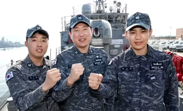 뇌전증으로 쓰러진 20대 남성, 외출하던 해군 양양함 장병들이 살렸다