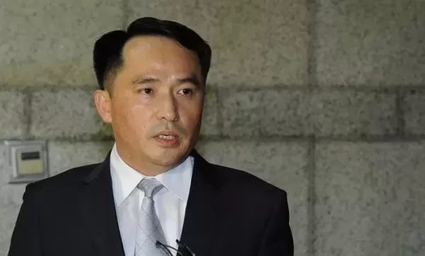 중국집서 짜장면 먹는 장병들 밥값 대신 내준 중년신사... 알고보니 최원일 전 천안함장이었다