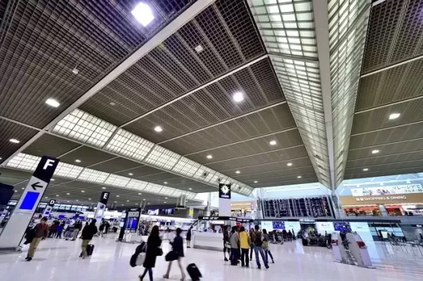 한국인 관광객 많아지더니... 일본 정부, 출국세 대폭 인상 검토 중