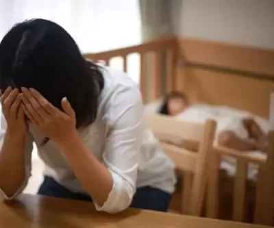 1살 아기에게 성인용 감기약 먹여 퇴원 늦춘 엄마... 독박육아 지쳐