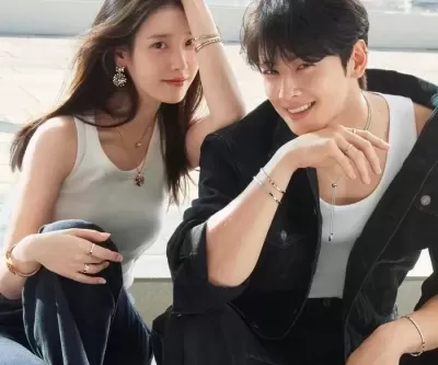 아이유♥차은우, 설레는 조합... 화보 찍으랬더니 청춘멜로 케미 보여줘