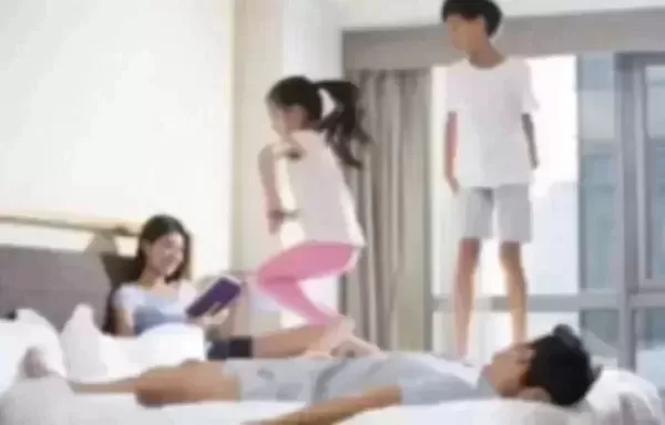 집에서 쿵쾅거려 죄송합니다... 13세 아이가 이웃들에게 남긴 사과 편지 (사진)