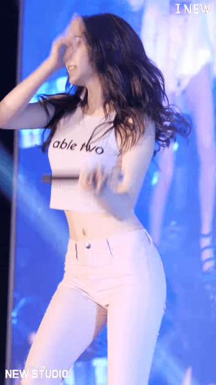 엘리스 혜성 말이 필요없네요....