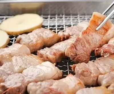 삼겹살데이 앞두고 대형마트 자존심 건 삼겹살 할인 대전쟁 벌어졌다