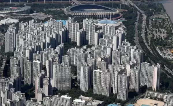 부동산 커뮤니티 아파트 신고가 거래 정보... 전형적인 시세 띄우기 주의