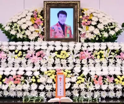 故송대관의 마지막 전국노래자랑 무대 공개돼... 기립 박수 받으며 마무리