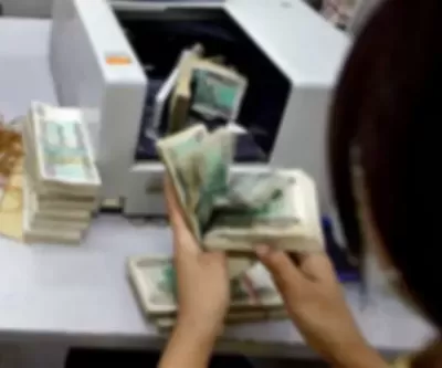 제 통장에 11경 8503조원이 들어왔습니다... 역대급 실수 저지른 은행원