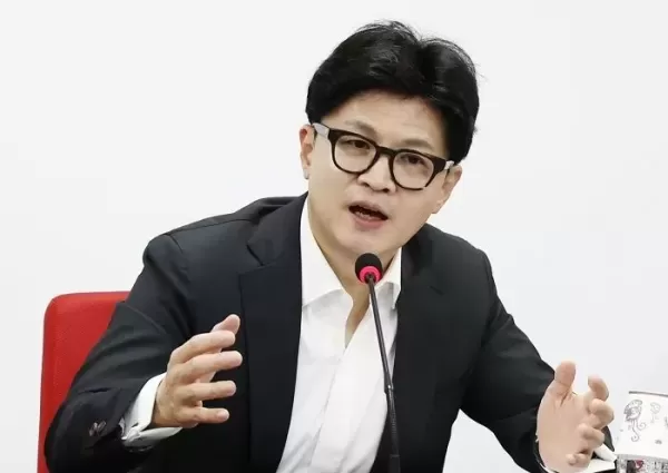 차기 대선 주자 적합도 이재명 46.3%, 김문수 18.9%... 양자대결도 이 대표가 앞서