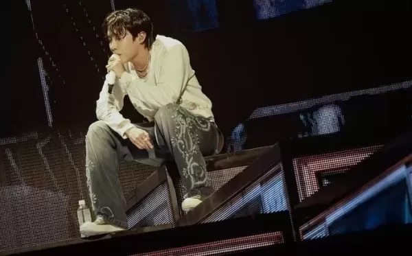 BTS 제이홉, 미국의 간판 토크쇼 지미 팰런쇼 출격... 첫 솔로 공연 예고