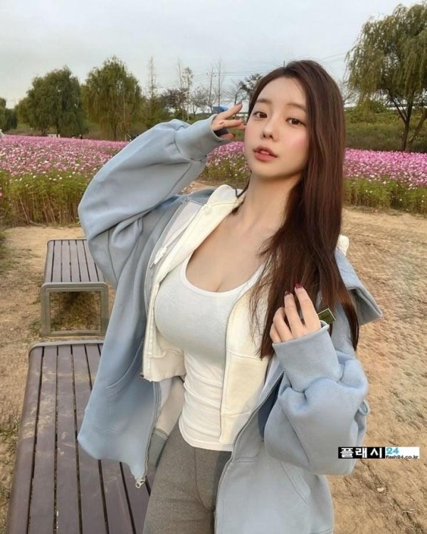 모델 윤주, 청순한 얼굴에 그렇지 못한 바디