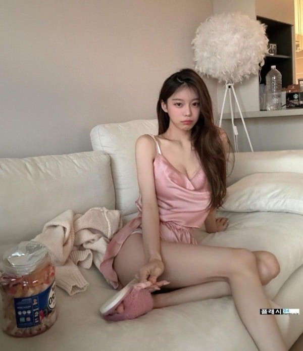 모델 윤주, 청순한 얼굴에 그렇지 못한 바디