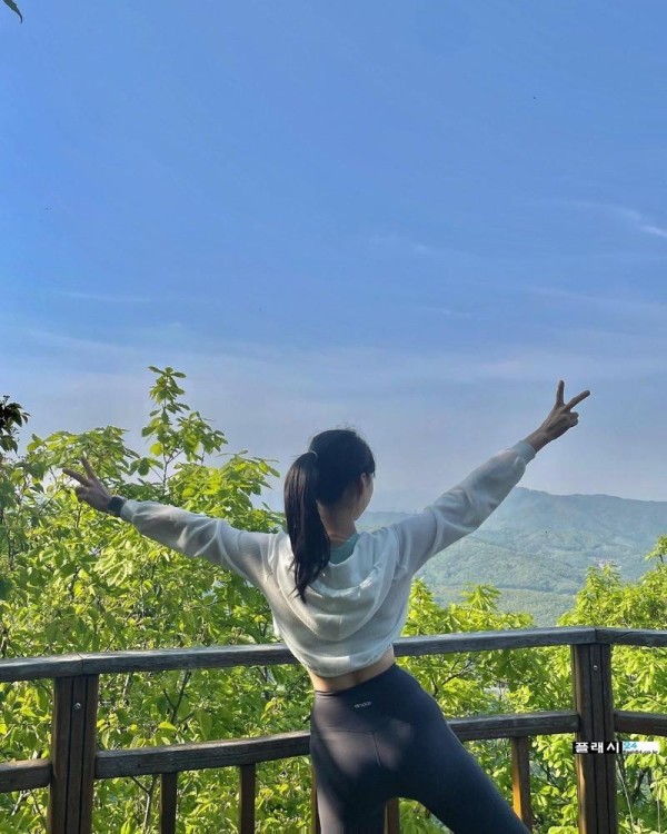 봉쥬르103