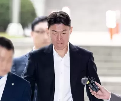 황의조 불법 촬영 피해자, 2차 피해 고통 호소... 돈 뜯어먹으려는 꽃뱀 프레임