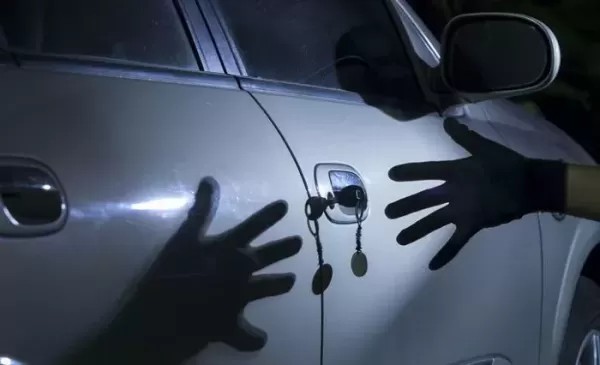 오세훈 서울시장 관용차량서 회의자료 등 절도... 경찰, 여성 용의자 추적 중