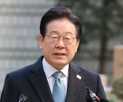 국민 46% 대통령 돼도 대선 전에 받은 혐의는 계속 재판 해야