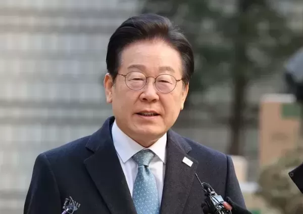 국민 46% 대통령 돼도 대선 전에 받은 혐의는 계속 재판 해야