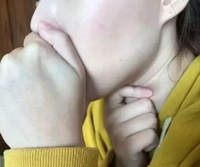 대만 이비인후과 전문의 걸쭉하고 더러운 가래, 안 뱉고 삼켜도 좋다 주장