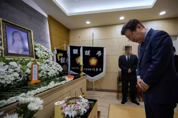 이재명, 화마에 휩쓸려 세상 떠난 인천 초등학생 빈소 조문... 사회안전망 구축하겠다
