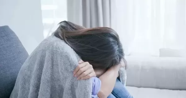 11년간 연락 끊더니... 21살 딸 담보로 맡기고 대출받은 아빠