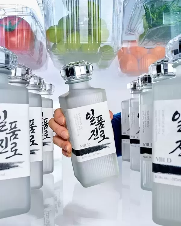 이효리가 선택한 16.9도 증류식 소주의 정체... 일품진로 마일드 출시