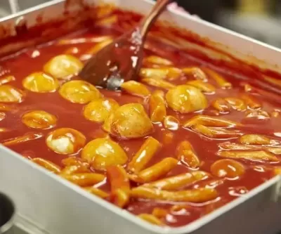 햄버거·떡볶이 등 음식점 55곳 식품위생법 위반... 충격적인 위생 상태