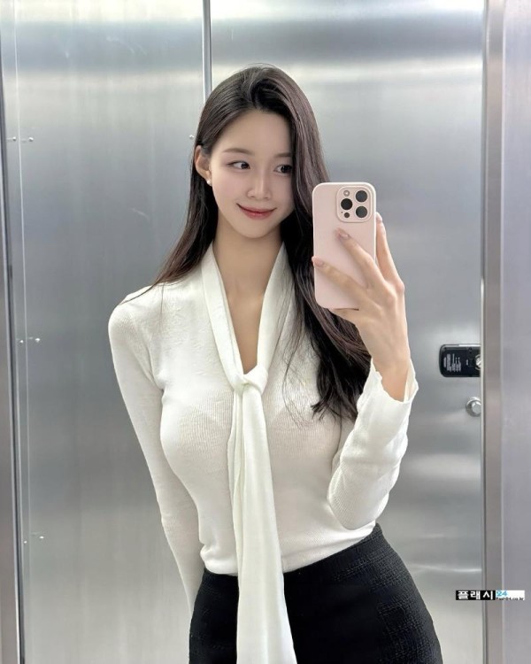 ㅇㅎ)엄예진 정도면 무조건 사귀고 본다.