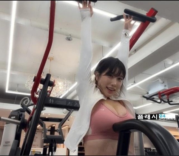 헬스장 민폐녀 그릴래영