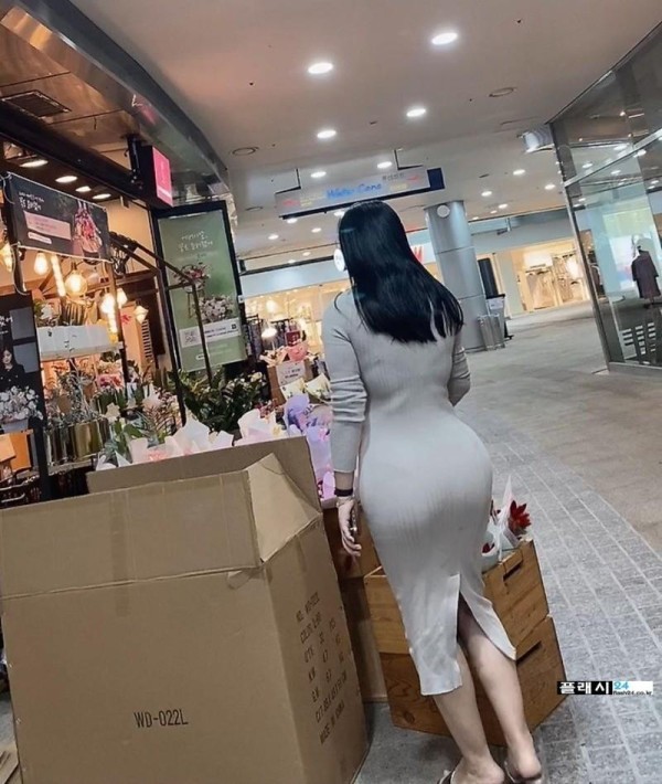 퇴근후 직진하는 유부녀