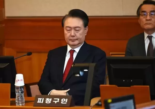 尹 지지자들, 화교라고 비난하더니 이제 영웅이라고... 구속 취소 결정한 지귀연 판사 이력