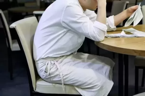 월 300만원 직원 고용하는 자영업자... 순수익 내는 연매출 계산해 보니 충격