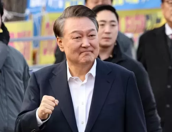 석방된 尹 대통령, 지지자들 직접 만나 감사 인사... 메시지도 전해