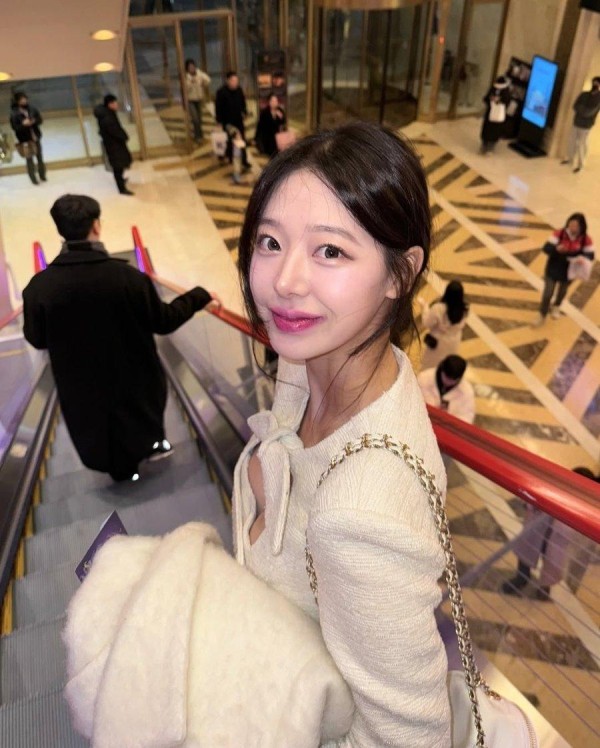 예쁜 우수한 치어리더 인스타