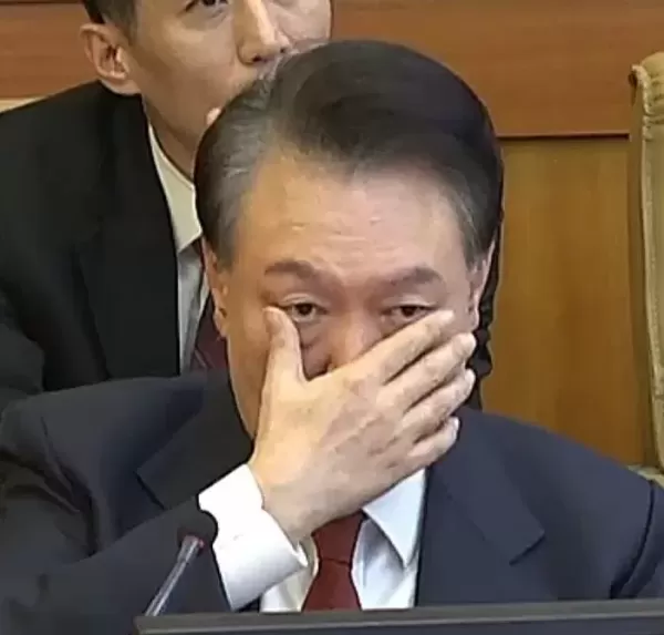 尹 대통령 탄핵 심판 점점 다가와... 경찰, 헌재 앞 주유소 폐쇄 검토