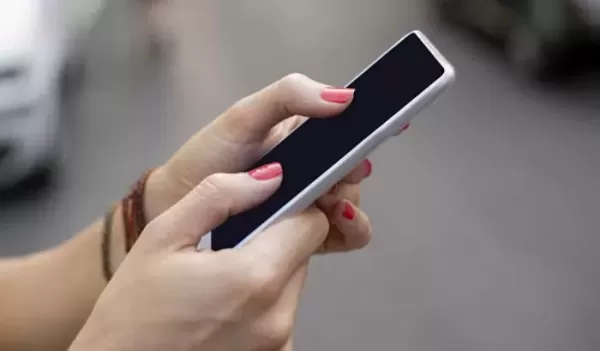 세계여성의날 남편·남친이 웃는 여성정책 홍보한 경기도... 결국 사과문 게재