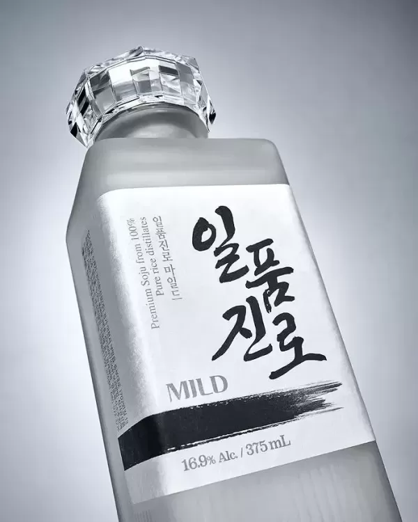 하이트진로, 국민소주에서 글로벌소주로 성장중... 일품진로·레몬에이슬에 그 이유 보인다