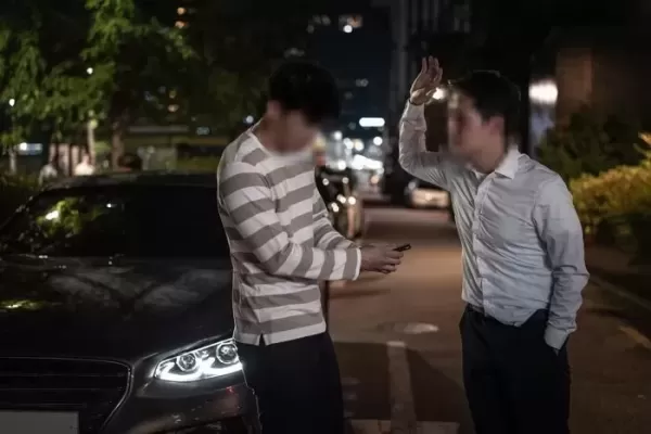 인천서 자전거 탄 70대 노인 어깨 발로 찬 우즈벡 20대 청년... 또 묻지마 폭행