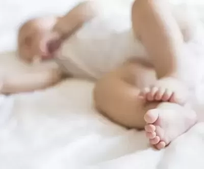 임신 몰랐던 여친이 화장실서 아이 출산 119신고... 심정지→사망