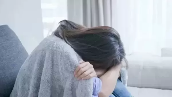 임신 몰랐던 여친이 화장실서 아이 출산 119신고... 심정지→사망
