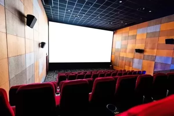 넷플릭스 돌풍에... 적자전환CGV, 결국 4년 만에 희망퇴직 단행