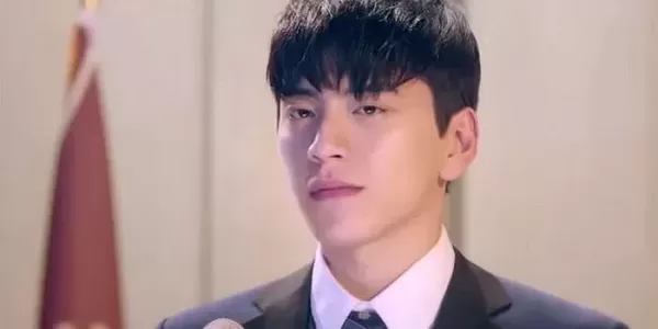 승리 친구 왕대륙, 여친 돈 1억 받으려고 조폭 고용해 폭행