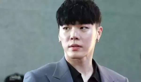 [속보] 안되나요 부른 가수 휘성, 숨진 채 발견
