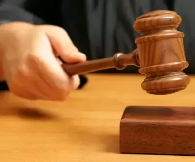 반말하냐? 술집서 흉기 휘두른 60대... 검찰, 징역 9년 구형